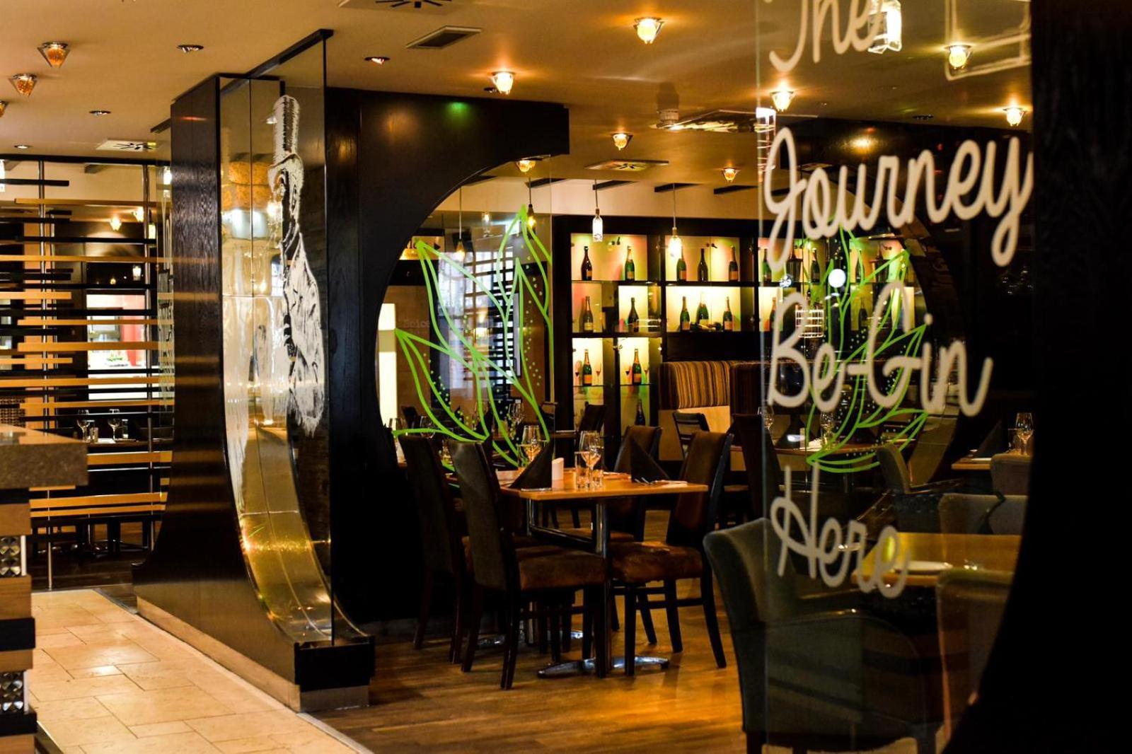 The Bluebell Hotel Нийт Екстериор снимка